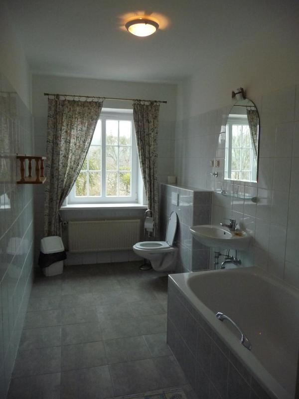 Deluxe Double Room with Balcony image 2