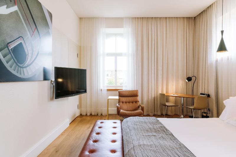 Boutique Double Room image 3