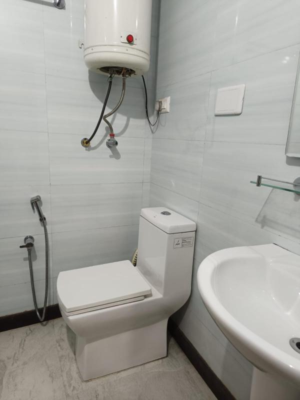 Ruby Hotel - image 5