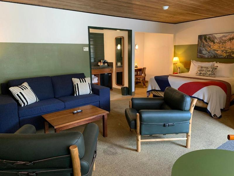 State Suite image 2