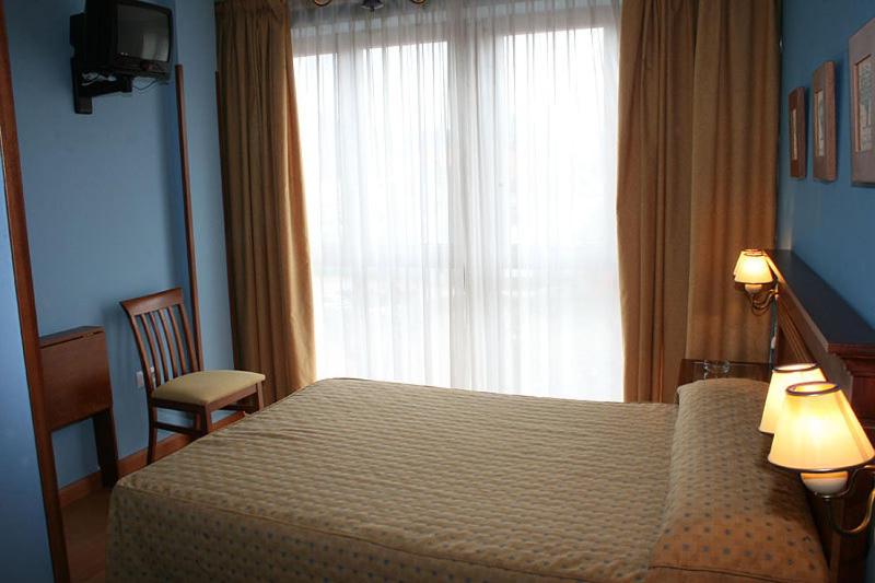 Single Room image 4