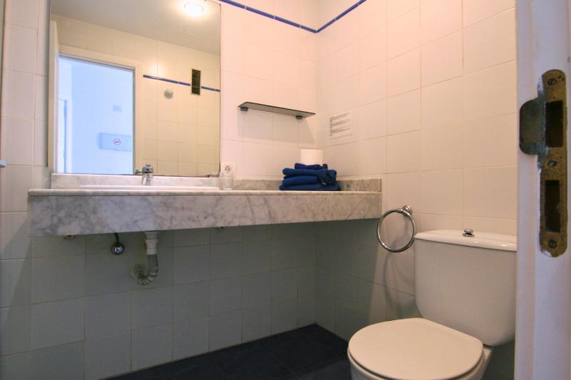Apartment with Balcony image 2
