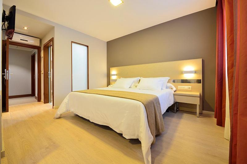Single Room image 2