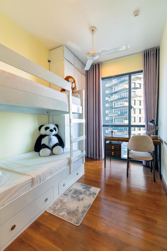 Sky View Apartment - image 7