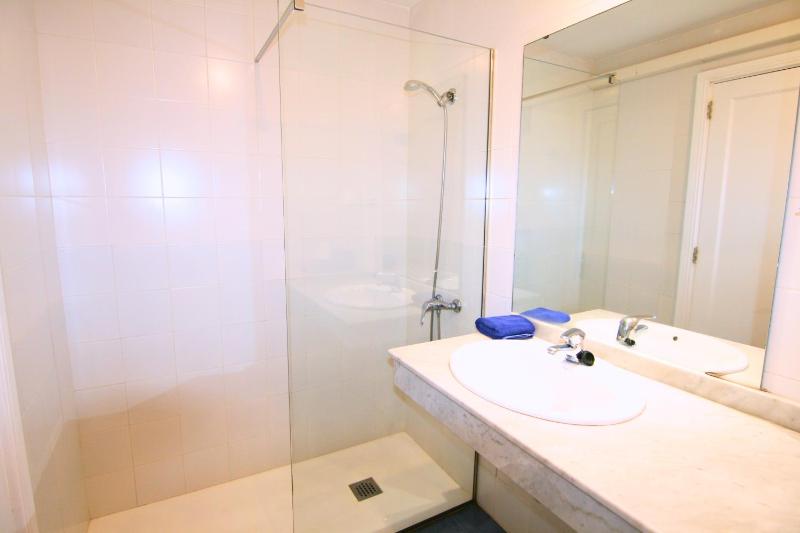 Apartment - Ground Floor image 2
