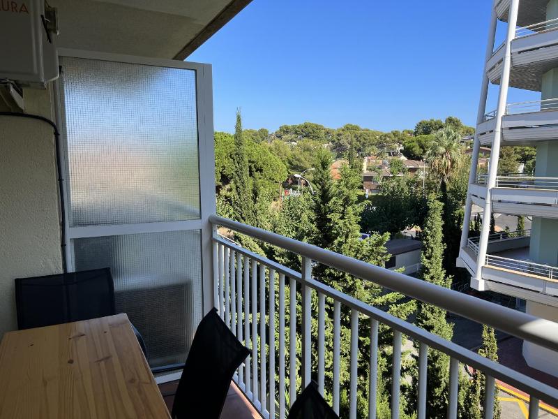 Fabra Apartment - image 13