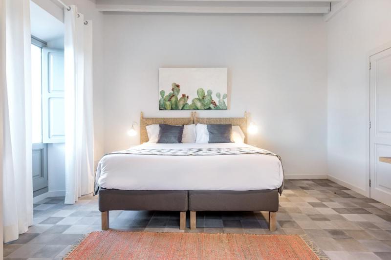 Double Room image 2