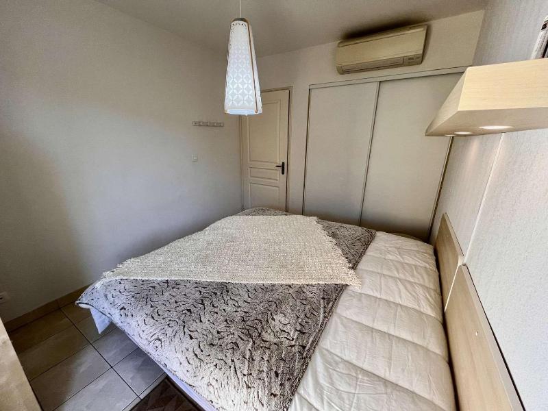 Appartement pour 4 pers. à Cavalaire avec climatisation et animaux acceptés - FR-1-226B-136 - image 2