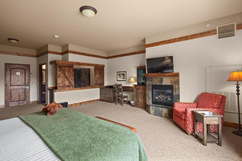 King Room image 3