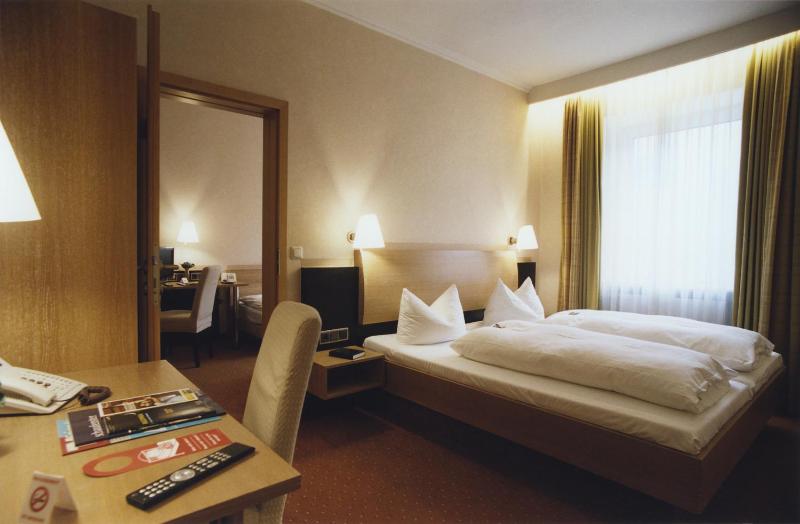 Standard Family Room with Connecting Door image 1