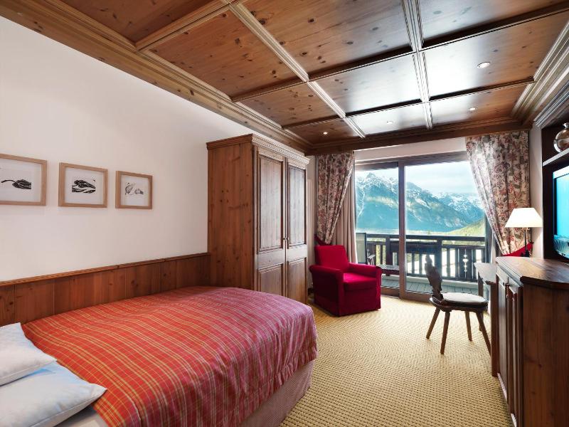 Classic Single Room with Balcony image 1
