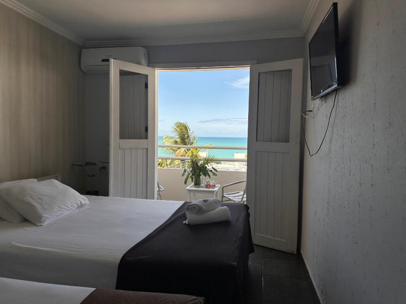 Bela Vista Praia Hotel - image 31
