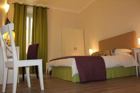 Deluxe Double Room image 3