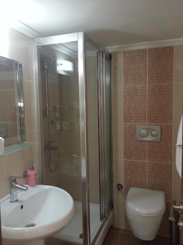 Double or Twin Room image 2