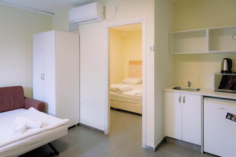 Rich Luxury Suites - Renovated - image 15
