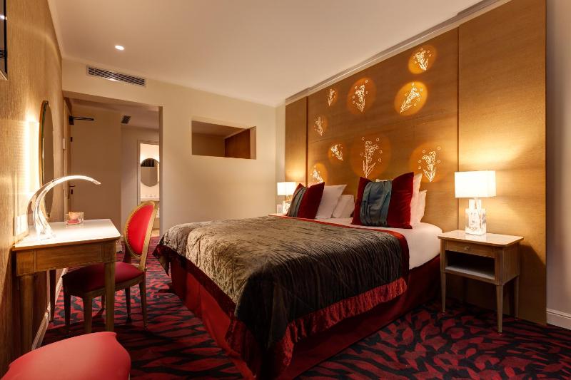 Superior Queen/Twin Room image 1