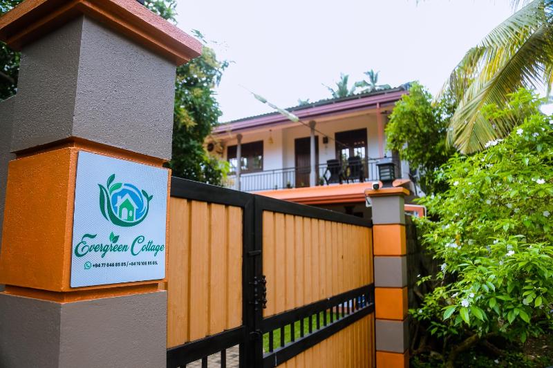 Evergreen Cottage - image 15