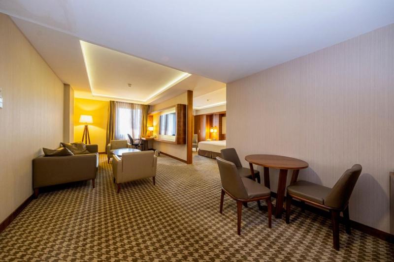 Suite image 2
