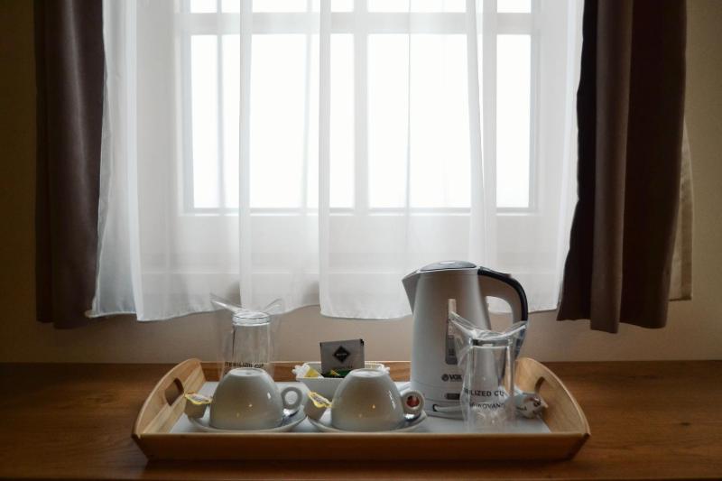 Deluxe Double Room with Extra Bed image 2
