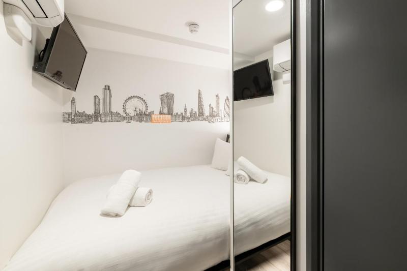  Economy Double Room without Window image 4