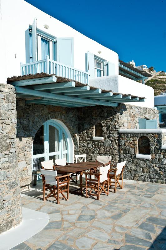 Sofia's Bungalows Mykonos - image 4