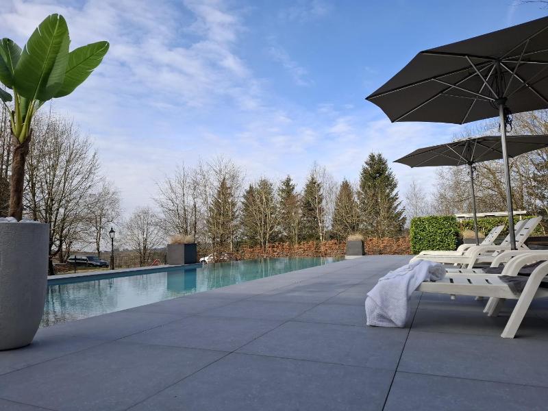 Three-Bedroom Apartment image 4