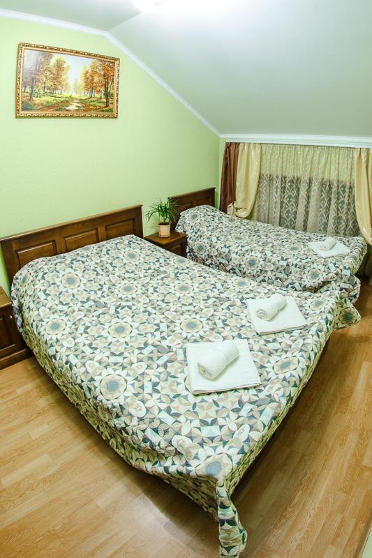 Standard Double Room image 4