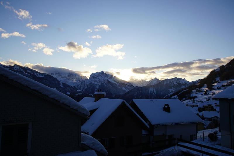 Apartment with Mountain View image 3