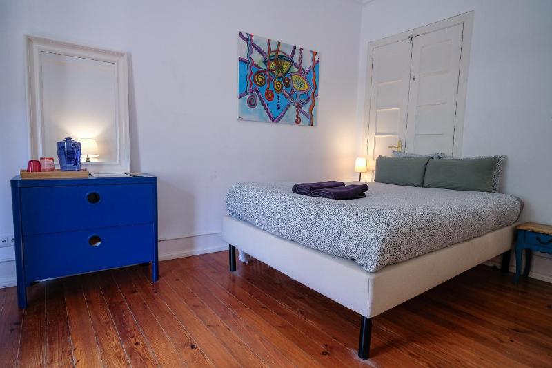 Double Room with Balcony with Shared Bathroom image 1