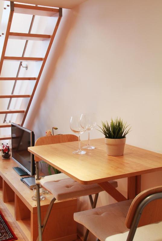 Studio Apartment image 3