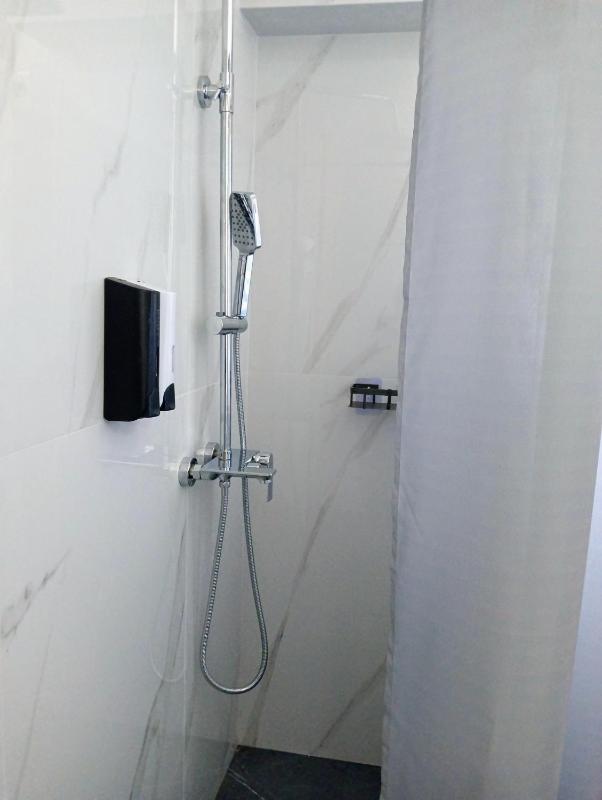 One-Bedroom Apartment image 3