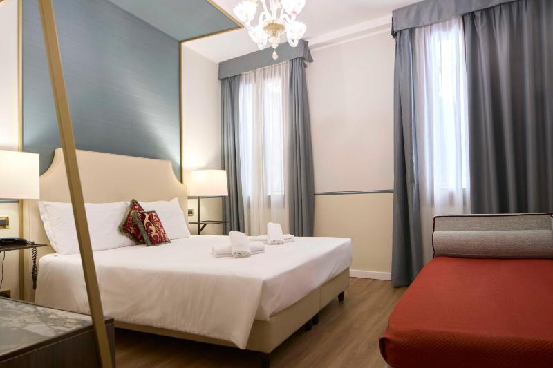 Standard Triple Room image 1