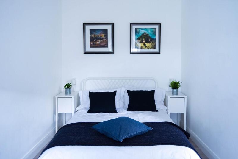 Double Room with Private Bathroom image 1