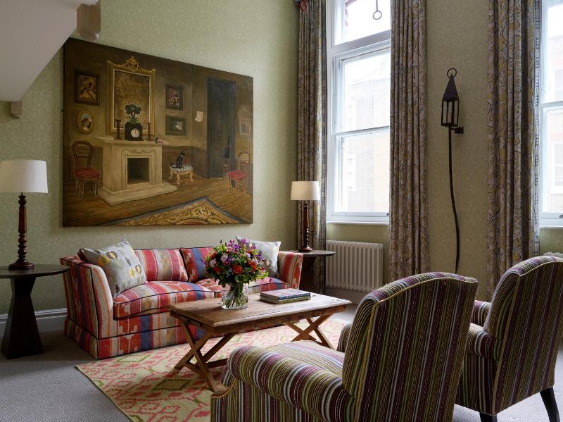 Superior Loft Suite image 4