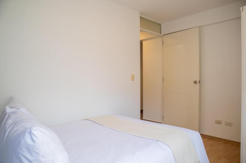 Premium 3BR in Miraflores by Wynwood House - image 9