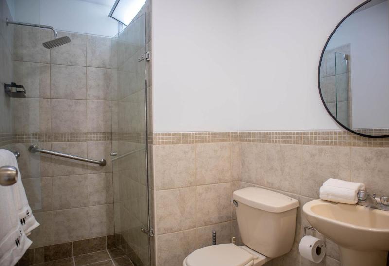 Premium 3BR in Miraflores by Wynwood House - image 12