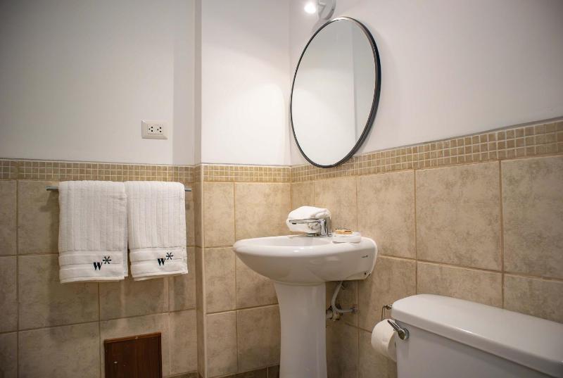 Premium 3BR in Miraflores by Wynwood House - image 2