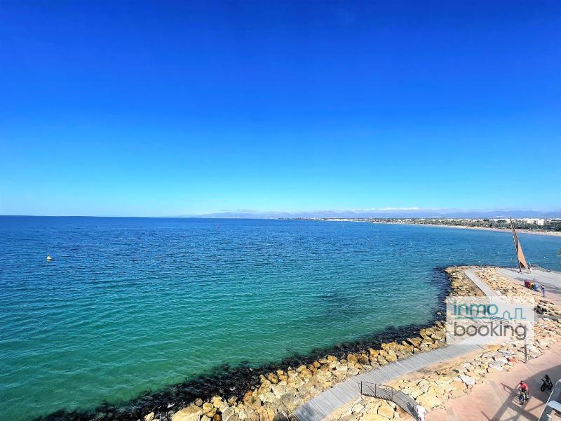 Acantilados la Mar de Salou - image 17