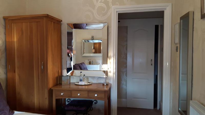 Deluxe Double Room image 1