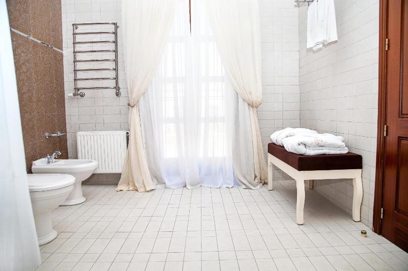Suite image 3
