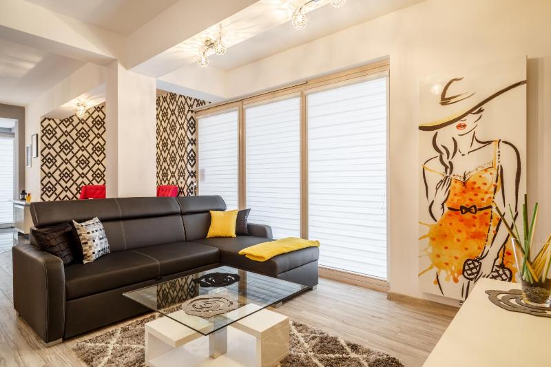 Superior Apartment image 2