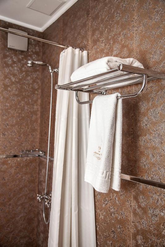 Suite image 4