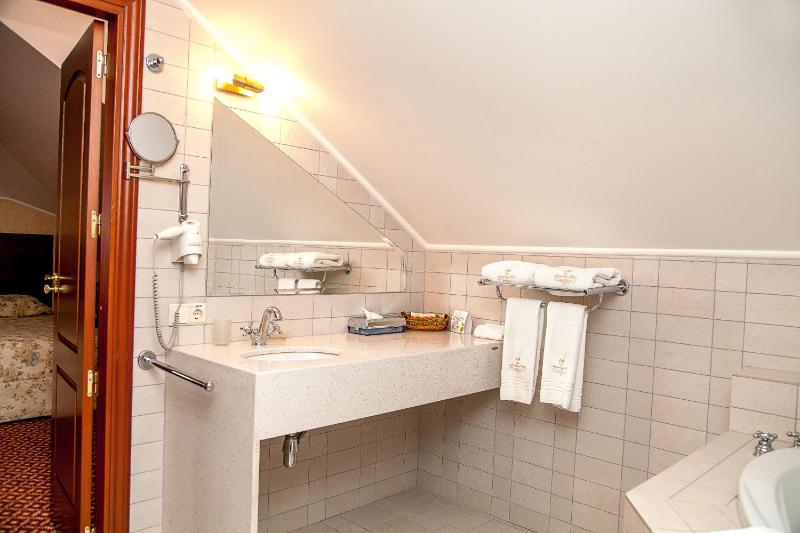 Junior Suite image 3