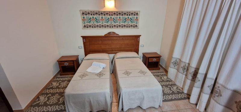 Single Room image 2
