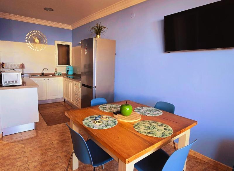 Casita Canaria Playa Beachfront Access & Lateral Ocean View With Terrace - image 23