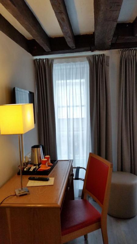 Double Room with Shower image 3