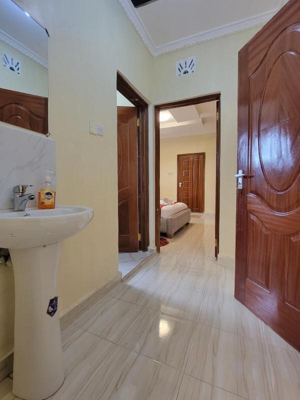 Green Gated Villa - image 16