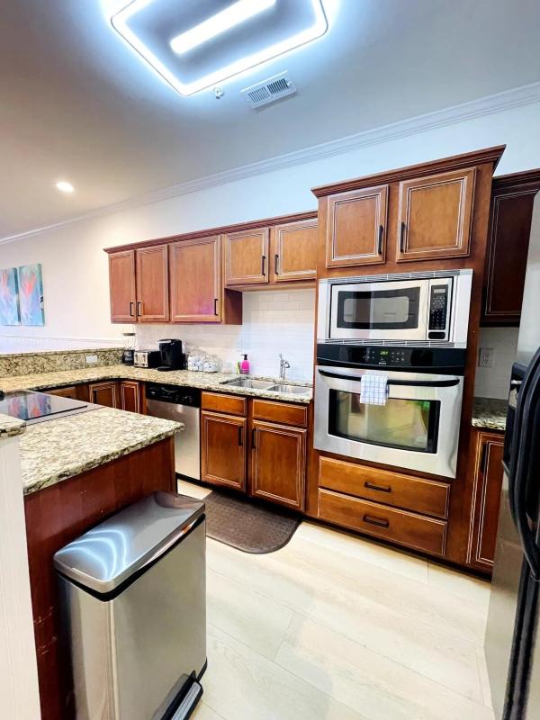 The best location Spacious ocean view 7BR pool - image 20