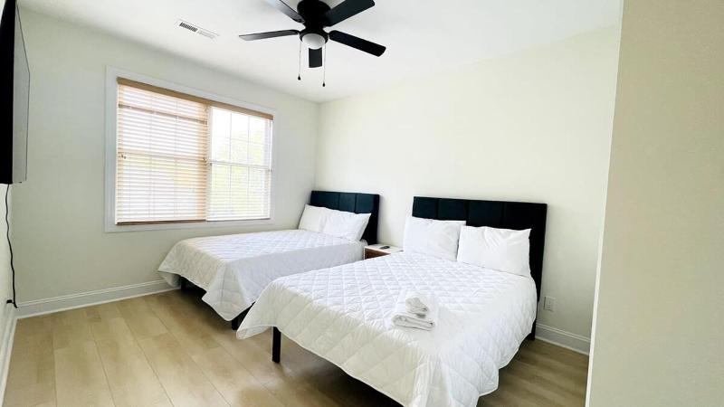 The best location Spacious ocean view 7BR pool - image 25