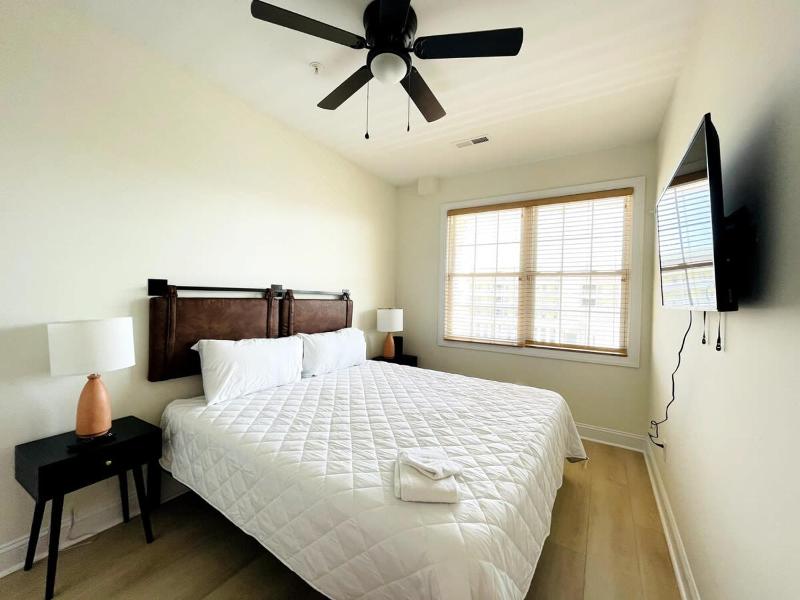 The best location Beautiful Ocean View 7BR pool - image 27